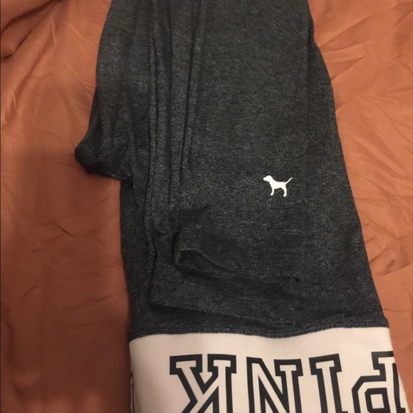 Victoria Secret leggings. Size M - Picture 4 of 4
